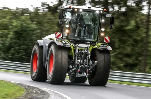 трактор claas ставит рекорд на нюрбургринге трактор claas ставит рекорд на нюрбургринге