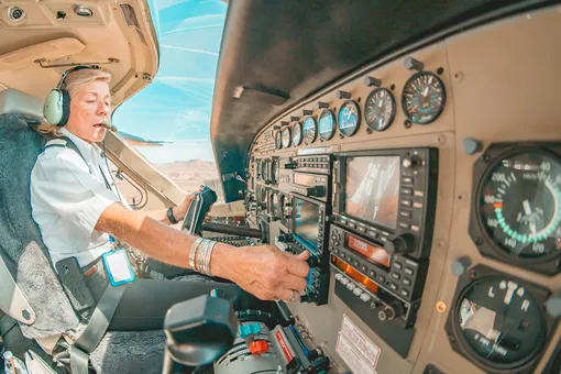 «Пилот» подделал документы, летал по Европе и перевез тысячи пассажиров