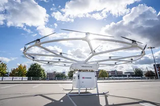 Volocopter провел испытания грузового беспилотника с 18 роторами Volocopter провел испытания грузового беспилотника с 18 роторами