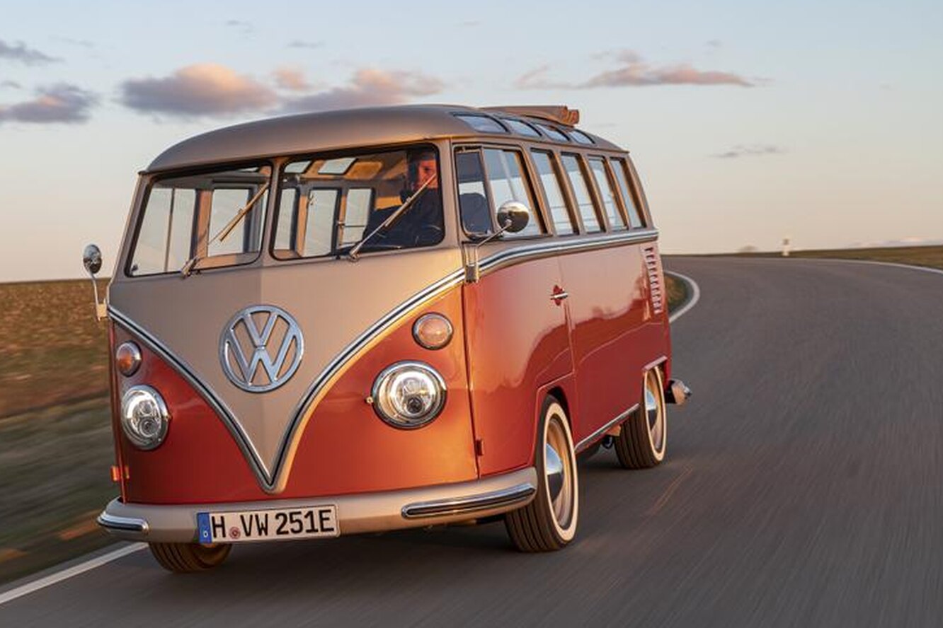 Компания Volkswagen презентовала полностью электрический микроавтобус ...