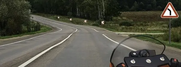 Можно ли здесь повернуть на дорогу с грунтовым покрытием? Можно ли здесь повернуть на дорогу с грунтовым покрытием?