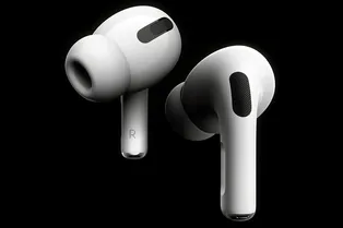 Наушник AirPods взорвался в ухе человека