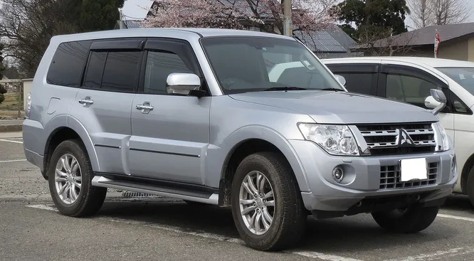 mitsubishi pajero