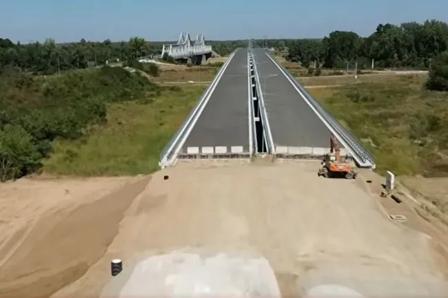 Уфимские ученые запатентовали «клей» для автодорог, сделанный из шлака