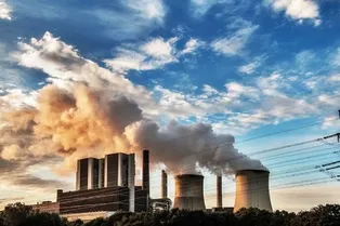 Электромобили и мягкая погода остановили рост выбросов парниковых газов в 2025 году. Почти...