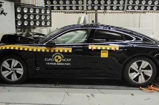 Euro NCAP разбил Porsche Taycan и Skoda Octavia