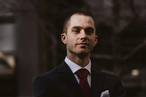 Эксперт Уолл-стрит: секрет успеха — это одержимость и работа без перерывов Эксперт Уолл-стрит: секрет успеха — это одержимость и работа без перерывов