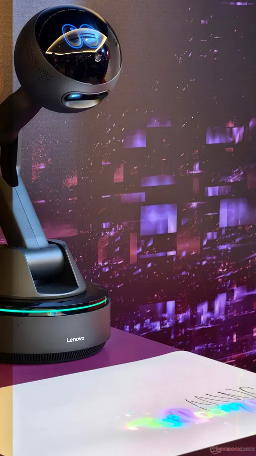 Робот помощник с ИИ для офисных задач