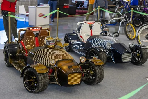 автомобильная выставка автомобильная выставка