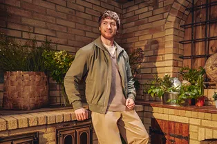 В чем встретить праздники: собираем мужской total look из новинок модных брендов