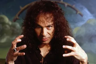 Ронни Джеймс Дио снова отправляется в мировой тур Ронни Джеймс Дио снова отправляется в мировой тур