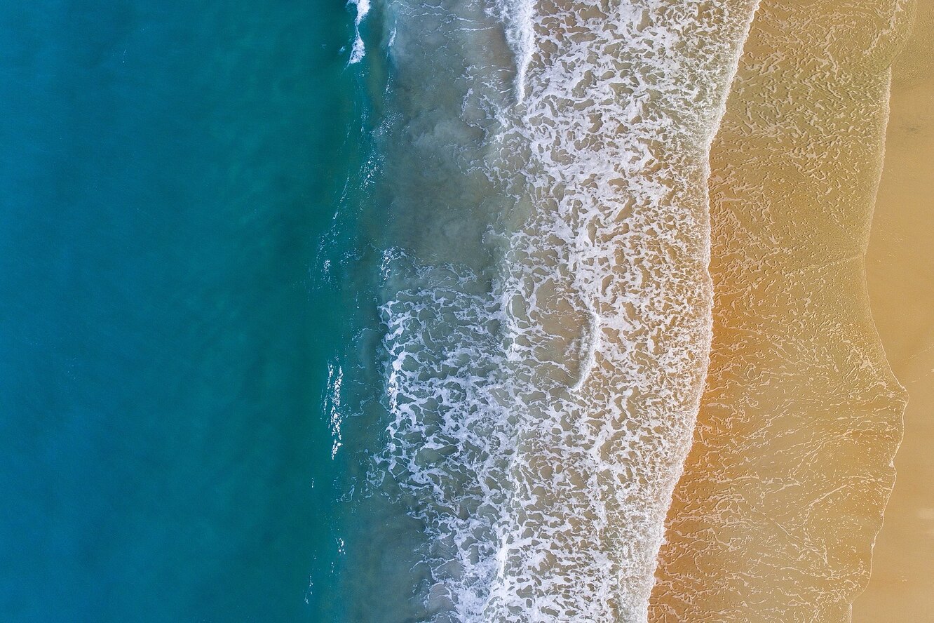 Почему океан соленый