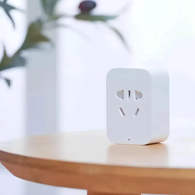 Умная розетка Xiaomi Mi Smart Socket