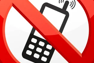 iOS 11 запретит использовать iPhone за рулём