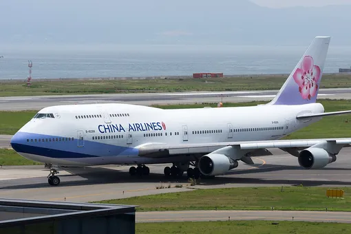 самолет china airlines самолет china airlines