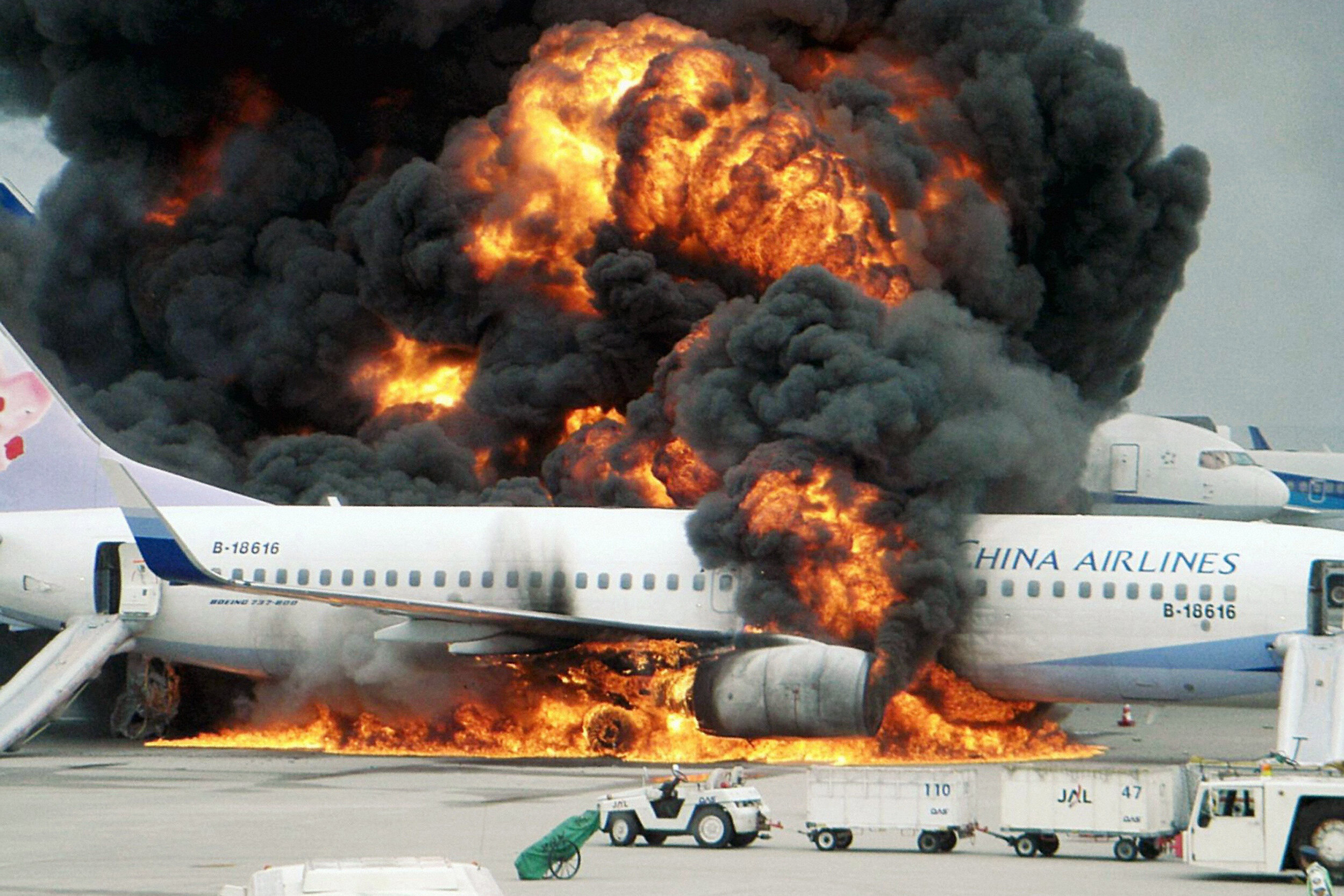 10 известных катастроф самолетов Boeing 737