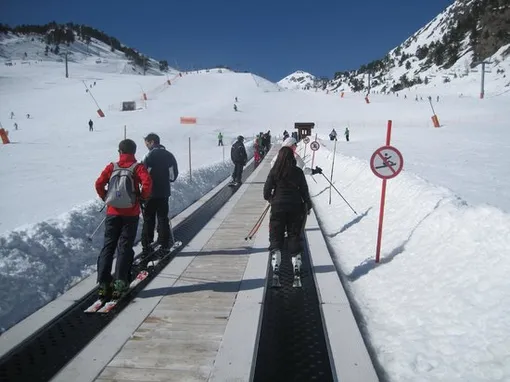 лыжный траволатор