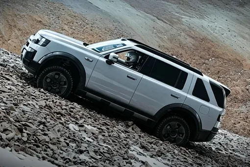 Внедорожник Freelander 8 поднялся на высоту 6002 метра: это мировой рекорд для гибридов Внедорожник Freelander 8 поднялся на высоту 6002 метра: это мировой рекорд для гибридов