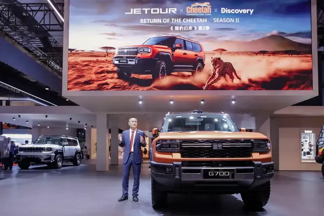 Jetour переходит на гибридный привод — особый, внедорожный