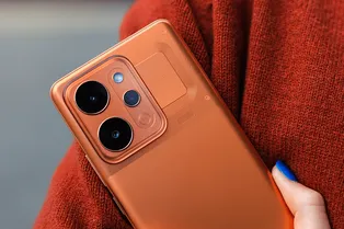 Два дня на одном заряде! Обзор рекордно емкого realme P4 Power 5G с батареей 10 001 мАч