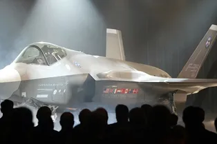 Трамп «подрежет крылья» истребителю F-35 Трамп «подрежет крылья» истребителю F-35
