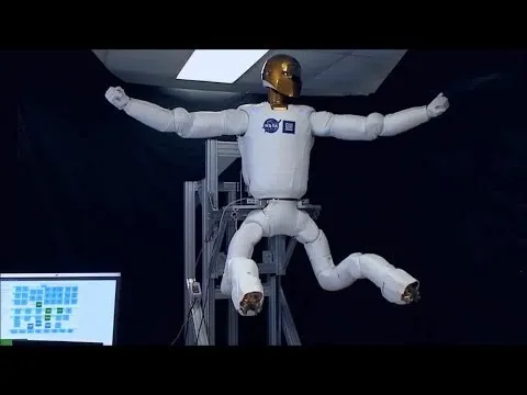 Нажми и смотри