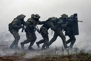 Экипировку «Ратник» назвали несокрушимой