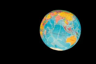 Флаг, столица, контур: 3 вопроса по географии, которые легко звучат – и сложно решаются