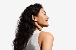 Невесомые, стильные, громкие: изучаем новые наушники-клипсы для тех, кто вечно в движении Невесомые, стильные, громкие: изучаем новые наушники-клипсы для тех, кто вечно в движении