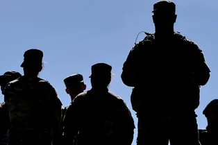 NATO потренируется нападать на Россию NATO потренируется нападать на Россию