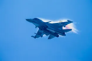 Су-34 заправились в экстремальных условиях: видео