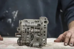 Как самостоятельно отремонтировать коробку-автомат: инструкция для автовладельцев Как самостоятельно отремонтировать коробку-автомат: инструкция для автовладельцев