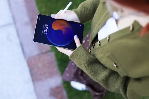 Дисплей MatePad Mini при солнечном свете