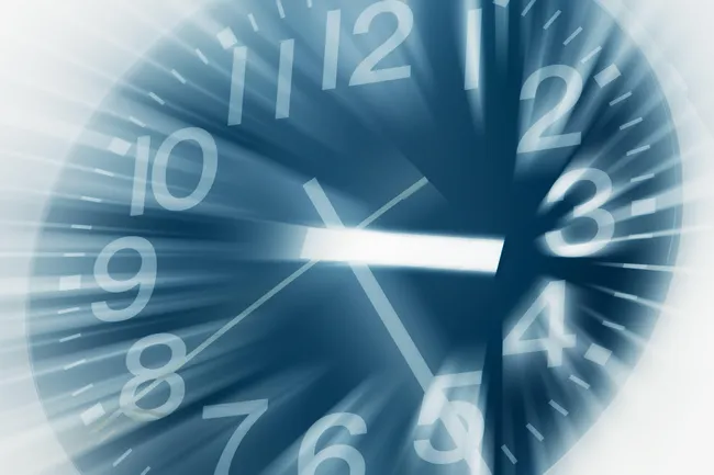 Декабрь опять пришел внезапно: почему есть ощущение, будто время летит быстрее?