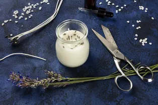 Как и зачем нужно подрезать фитиль свечи: правило, которым многие пренебрегают — и очень зря Как и зачем нужно подрезать фитиль свечи: правило, которым многие пренебрегают — и очень зря