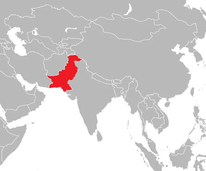 Какая страна выделена красным на контурной карте?