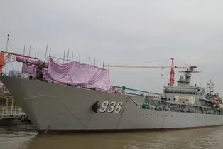 Китайский корабль получил таинственное оружие