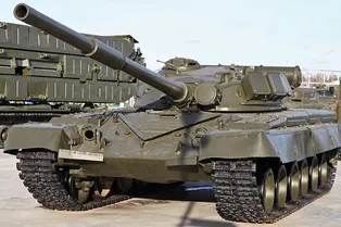 На танке Т-80 пожарили яичницу и сварили кофе На танке Т-80 пожарили яичницу и сварили кофе