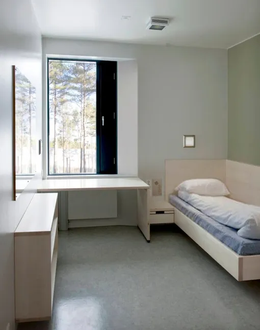 Площадь каждой комнаты — 10 квадратных метров. Тюрьма Халден в Норвегии