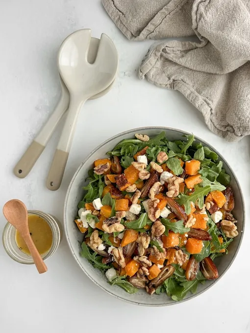 салат с грецким орехом