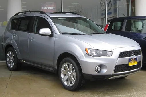 mitsubishi outlander 2011