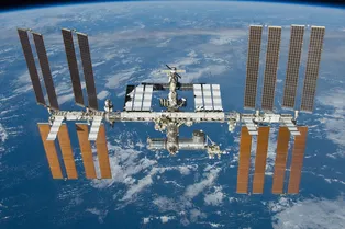 Российские космонавты остались без горячей воды