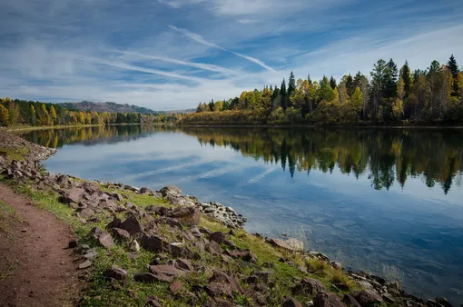 Длина реки Иркут составляет 488 км.