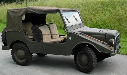 Хотя внешне машины не спутаешь, dkw munga