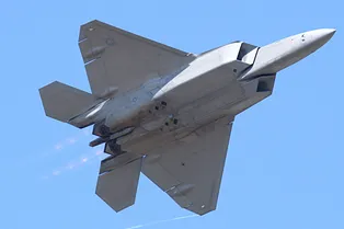 Возможности F-22 показали из кабины пилота