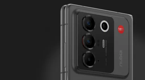 Недорогой складной смартфон с мощным процессором