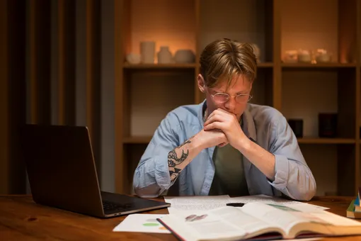 Левое полушарие мозга