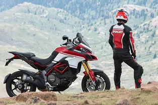 Ducati показала 1,3-литровый туристический мотоцикл Ducati показала 1,3-литровый туристический мотоцикл