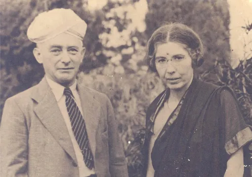 Макс Борн с женой Хеди в Индии, 1937 год