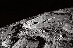На Луне столько кислорода, что хватит миллиардам людей для жизни в течение 100 000 лет